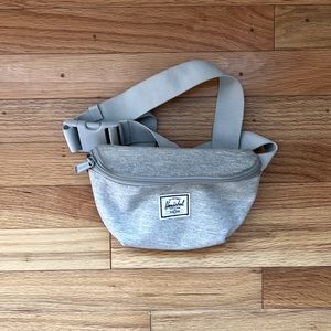 Herschel hip bag